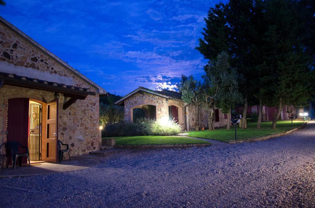 Agriturismo Podere Valdo Гаворрано Номер фото